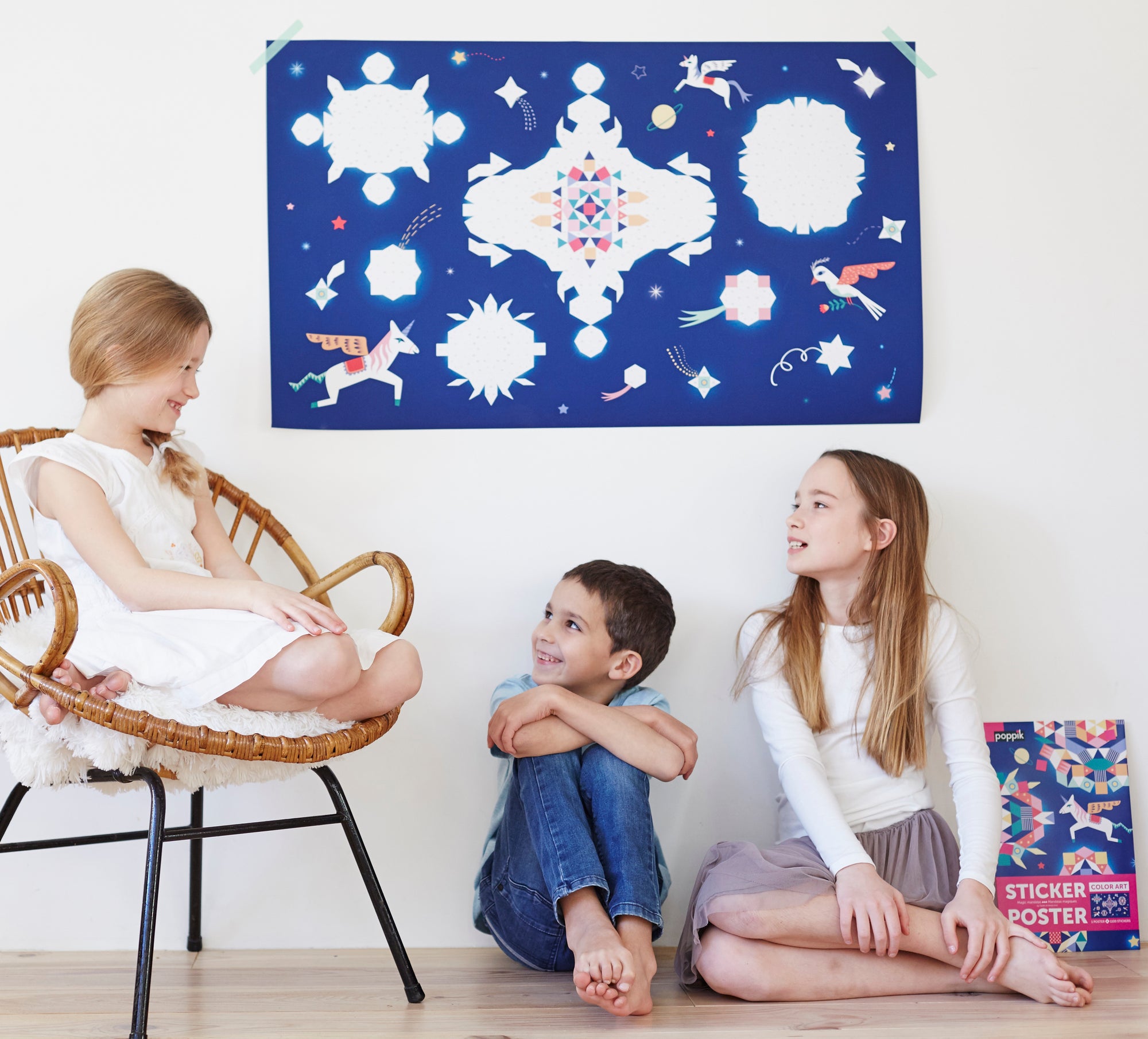 jeu educatif poppik POSTER PÉDAGOGIQUE + 1000 STICKERS CONSTELLATION