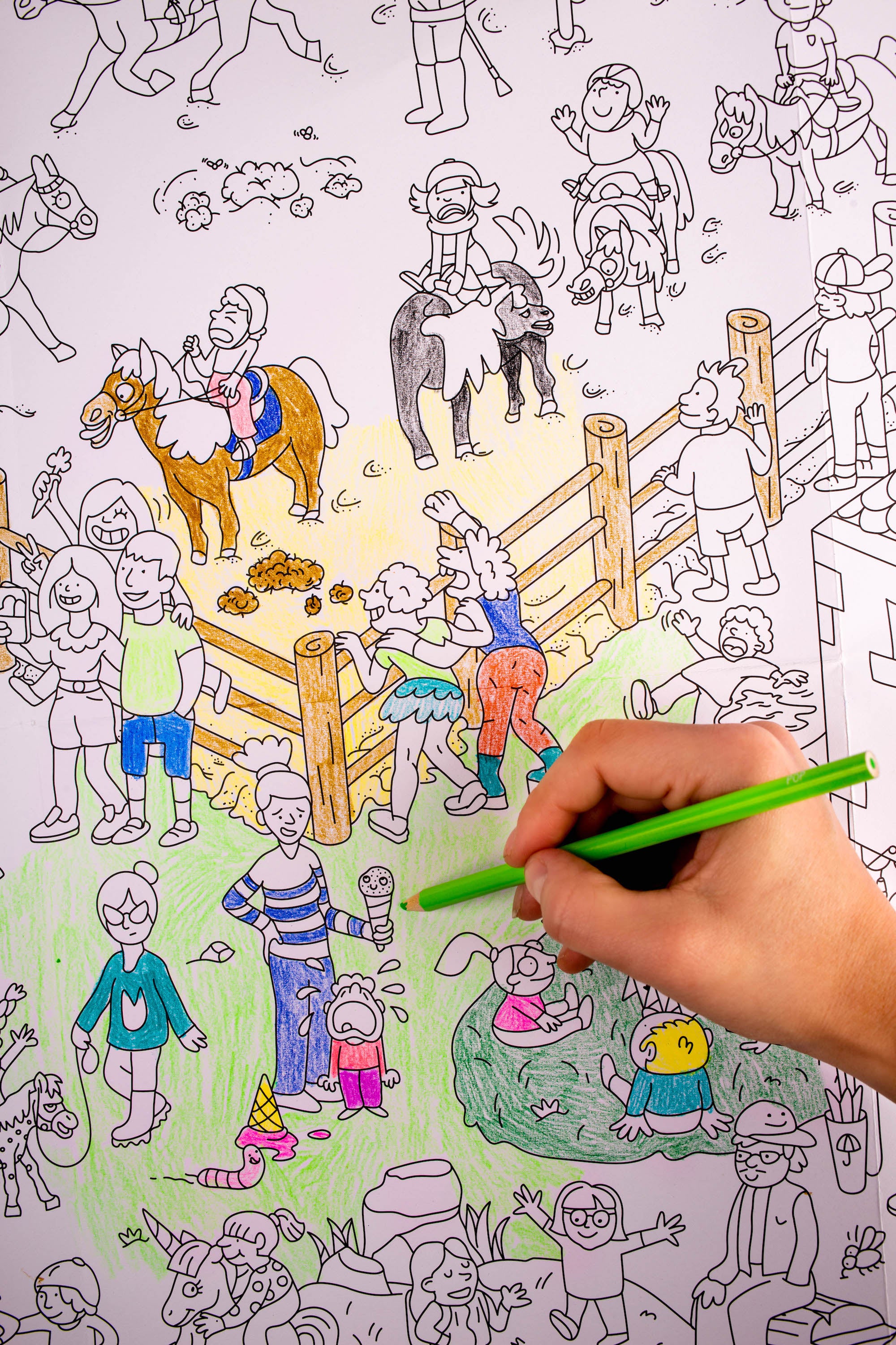 coloriages bio enfants OMY POSTER A COLORIER - PONEY CLUB