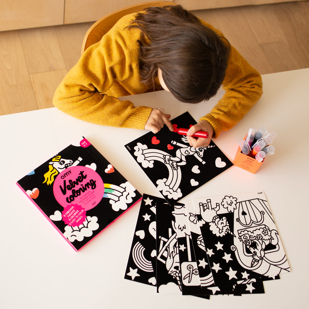 peinture coloriages bio enfants OMY LILY COLORIAGE VELOURS