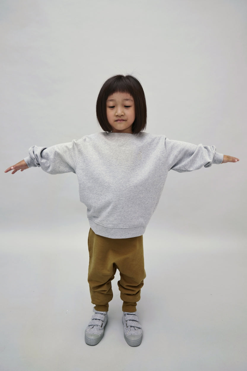 vêtements durables enfants gray label sweat gris 