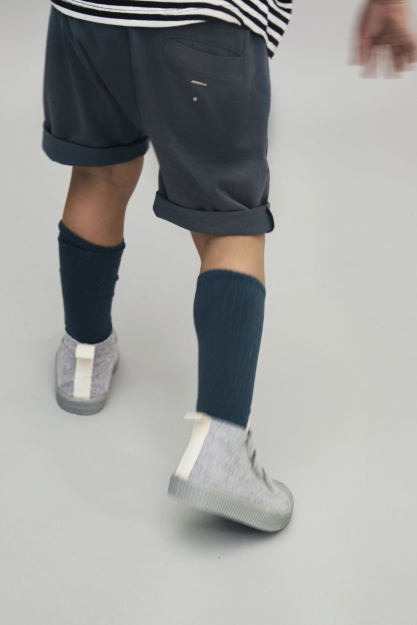 vêtements durables enfants gray label short bleu gris